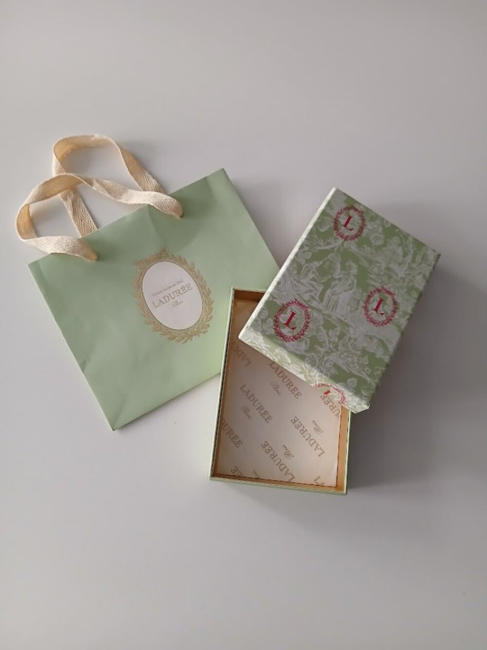 LADUREE Paris, Shopping Bag & Box Set